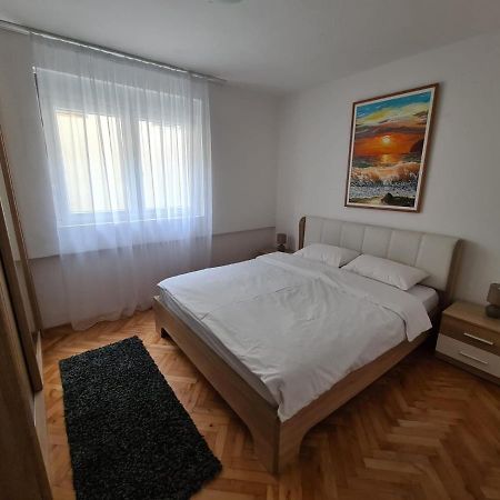 Art Apartment Podgorica Eksteriør billede